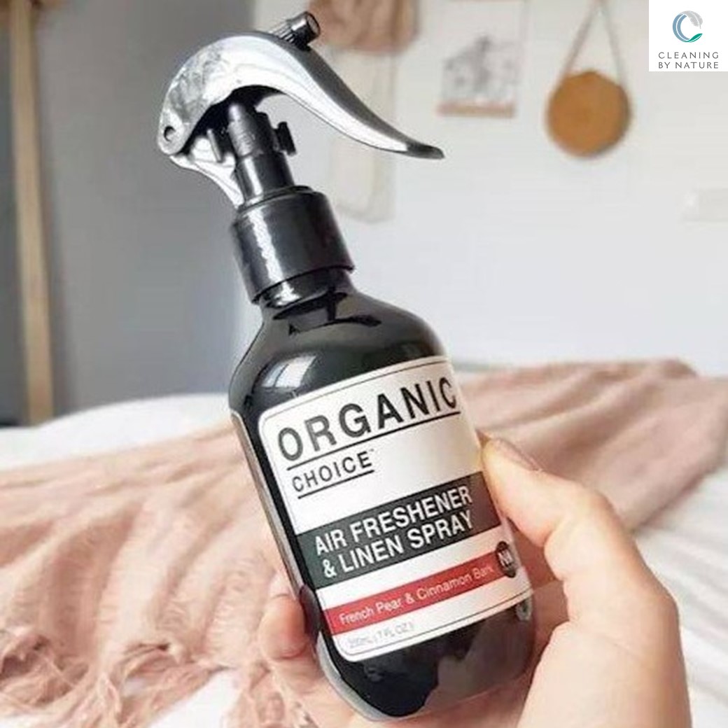 ผลิตภัณฑ์สเปรย์น้ำหอมปรับอากาศ และฉีดผ้า Organic Choice Air Freshener & Linen Spray, French Pear & Cinnamon Bark - Image 2